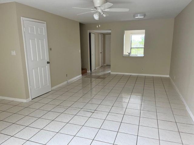 Home for rent at 1720 NW 4th Avenue - photo 5495245