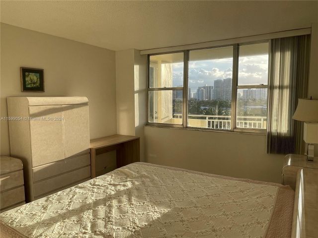 Apartment for sale  Unit #721 - photo 5485549