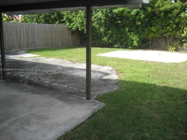 Home for rent at 9615 SW 36 ST - photo 5485223