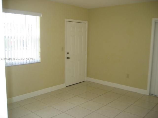 Home for rent at 9615 SW 36 ST - photo 5485232