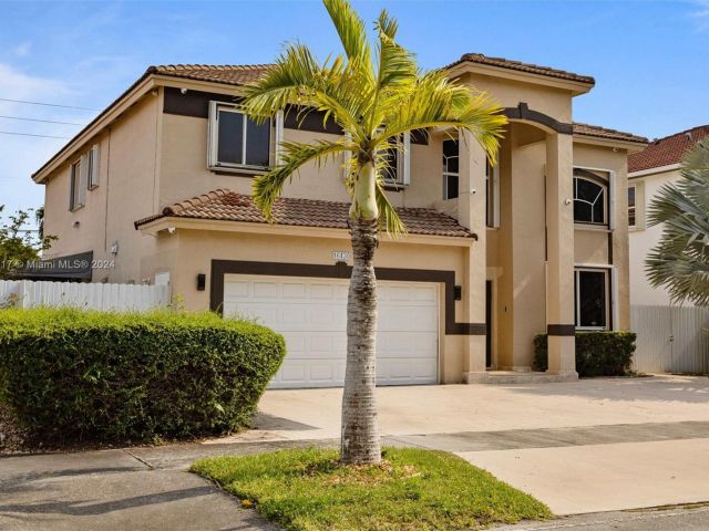 Home for rent at 16430 SW 55th Ter 0 - photo 5485455