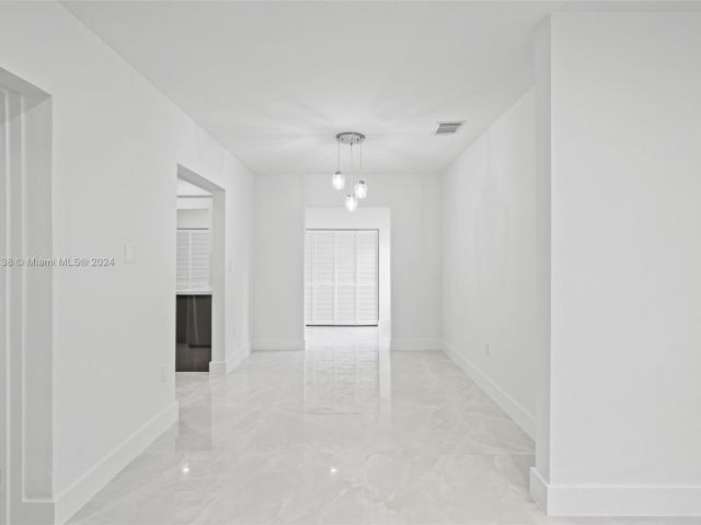 Home for rent at 1341 SW 43rd Ave - photo 5485429