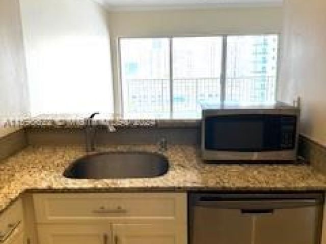 Apartment for sale  Unit #9L - photo 5507351