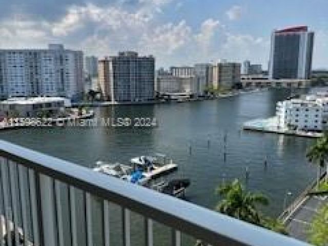 Apartment for sale  Unit #9L - photo 5507355