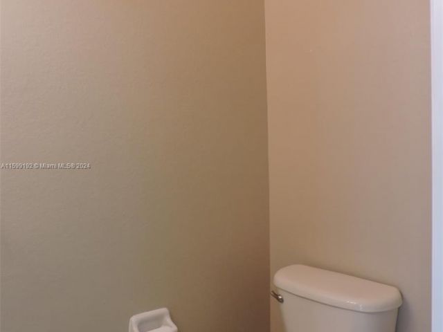 Home for rent at 15289 SW 89th Ter 15289 - photo 5486175