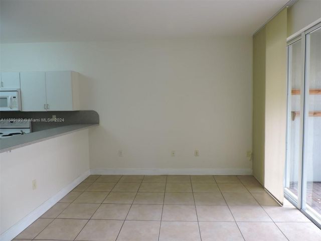 Home for rent at 15289 SW 89th Ter 15289 - photo 5486177