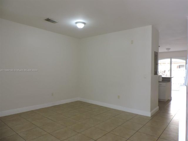 Home for rent at 15289 SW 89th Ter 15289 - photo 5486180