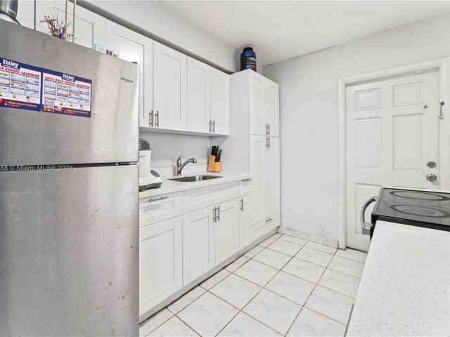 Home for sale at 212 SW 67th Ave - photo 5490215