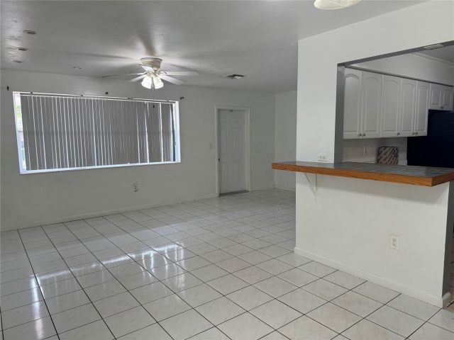 Home for rent at 8201 NW 15th St - photo 5487435