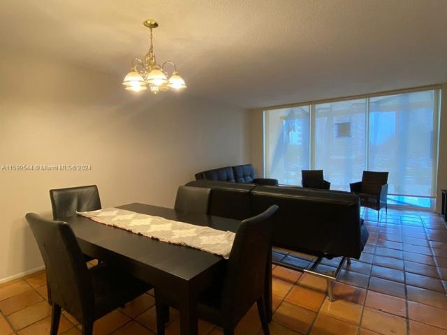 Apartment for rent  Unit #201 - photo 5492101