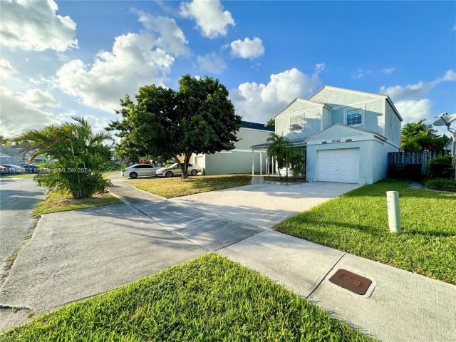 Home for sale at 12763 SW 146th Ln - photo 5488820