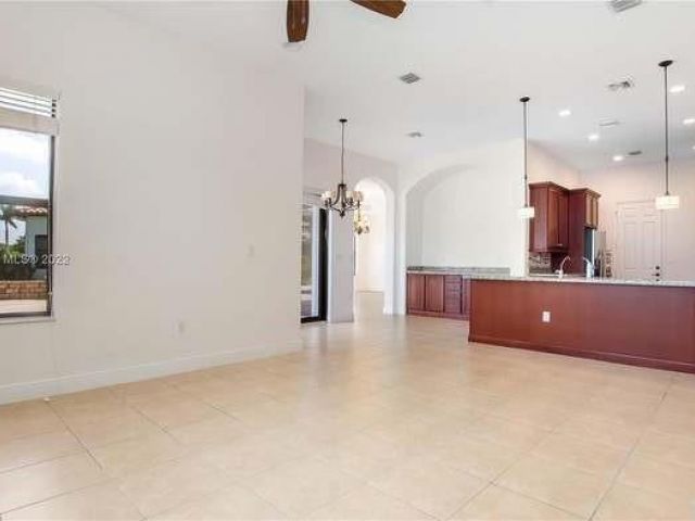 Home for rent at 2637 NW 84th Way - photo 5500159