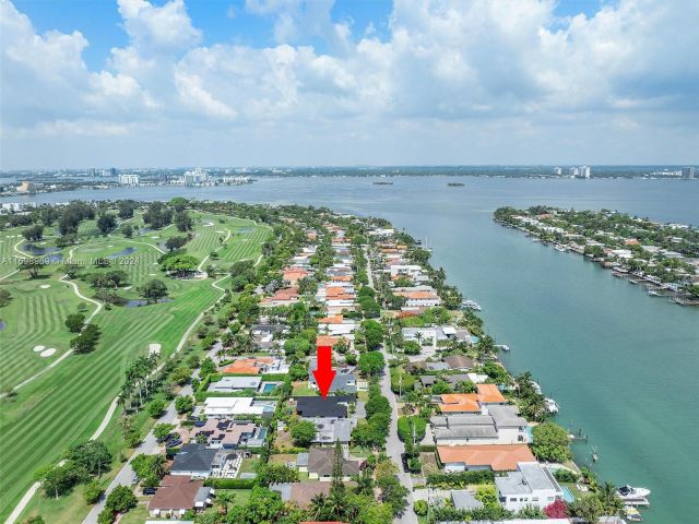 Home for sale at 420 N Shore Dr - photo 5512826