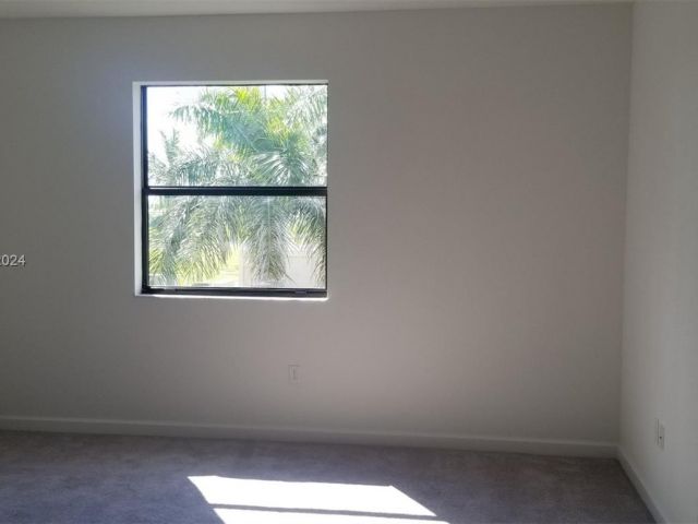 Home for rent at 11354 SW 254th Ter - photo 5489855