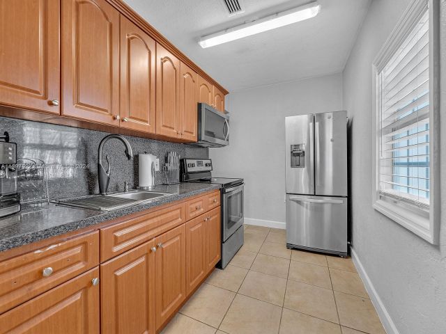 Home for sale at 2890 NW 98th St - photo 5505398