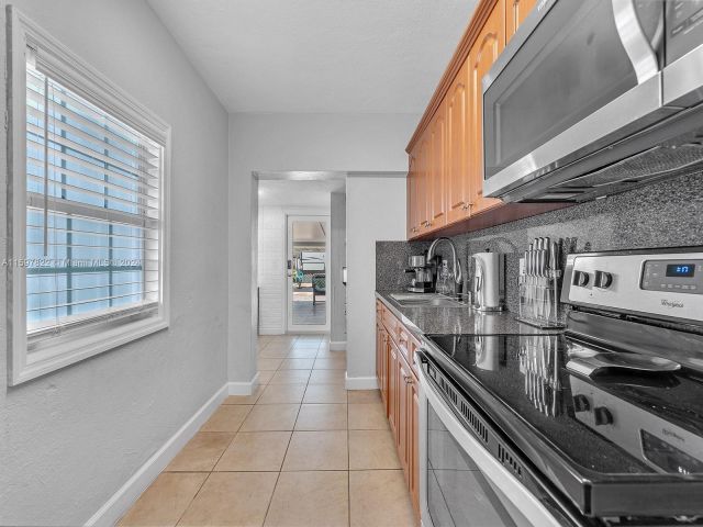 Home for sale at 2890 NW 98th St - photo 5505399