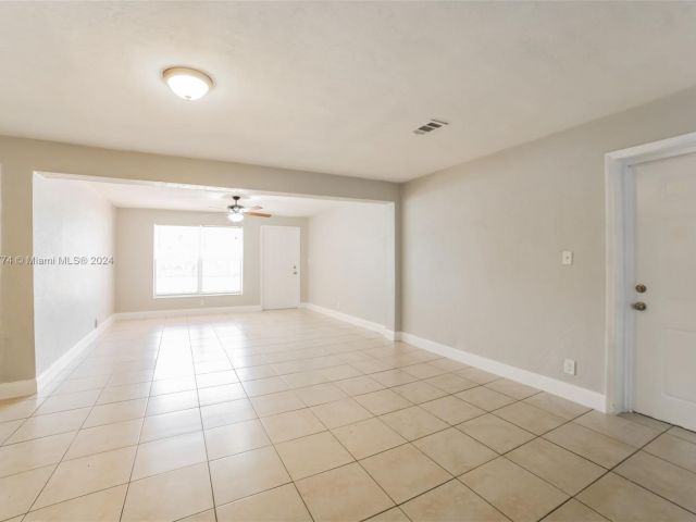 Home for rent at 2515 N 66th Ave - photo 5490098