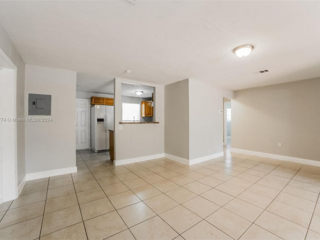 Home for rent at 2515 N 66th Ave - photo 5490100