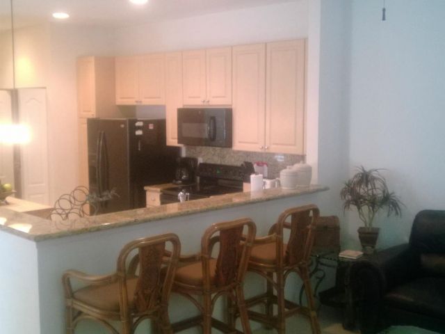 Home for rent at 72 SE 6th Avenue D - photo 5497039