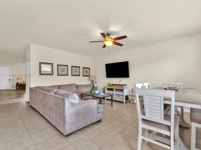 Home for sale at 15266 SW 173rd Ln - photo 5490438