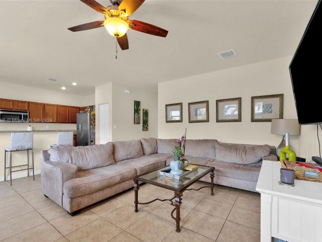 Home for sale at 15266 SW 173rd Ln - photo 5490442