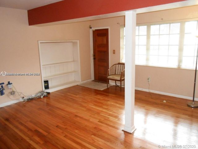 Home for rent at 1260 NE 129th St - photo 5490179