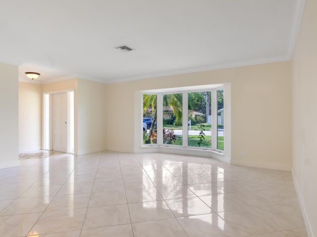 Home for sale at 990 NW 10th Street - photo 5512670