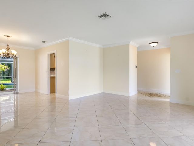 Home for sale at 990 NW 10th Street - photo 5512671