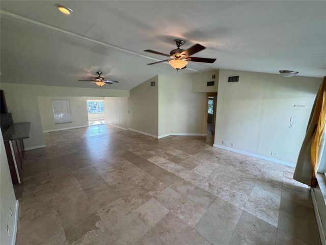 Home for rent at 500 SW 18th Ave - photo 5491865