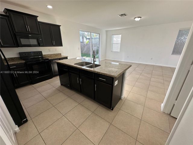 Home for rent at 10980 SW 225th Ter - photo 5491598