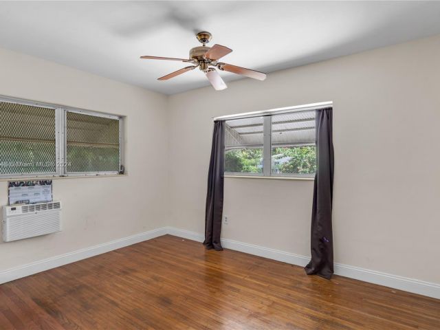 Home for sale at 565 NW 98th St - photo 5491518