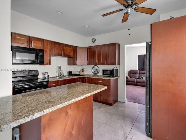 Home for sale at 565 NW 98th St - photo 5491522