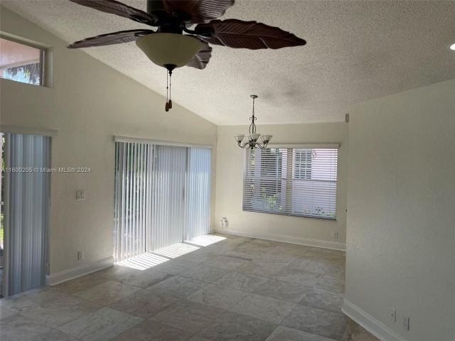 Home for rent at 1624 SW 149th Ave - photo 5492307