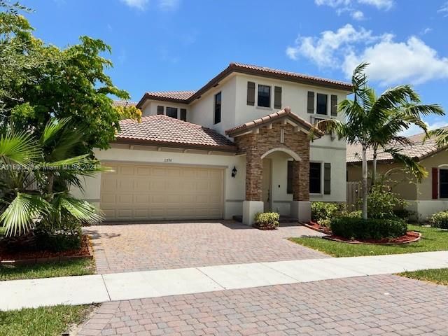Home for rent at 11770 SW 242nd Ter 1 - photo 5504996