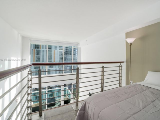 Apartment for sale  Unit #712 - photo 5499106