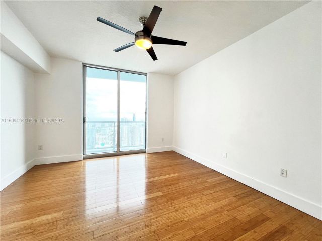 Apartment for rent  Unit #4014 - photo 5505024
