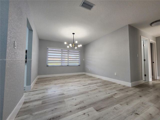 Home for sale at 1812 SW 103rd Pl - photo 5499514