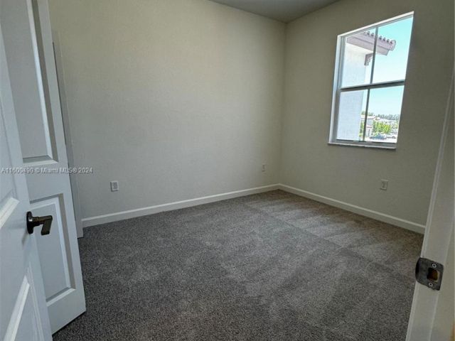 Home for rent at 2325 NW 125th street 2325 - photo 5499629