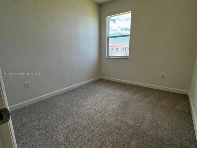 Home for rent at 2325 NW 125th street 2325 - photo 5499630