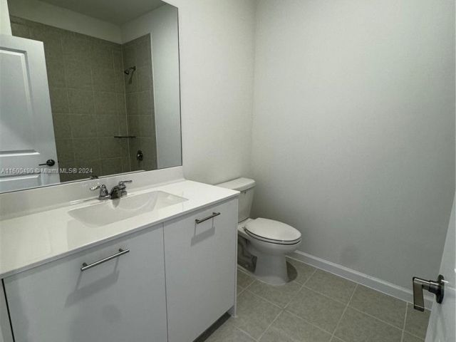 Home for rent at 2325 NW 125th street 2325 - photo 5499634