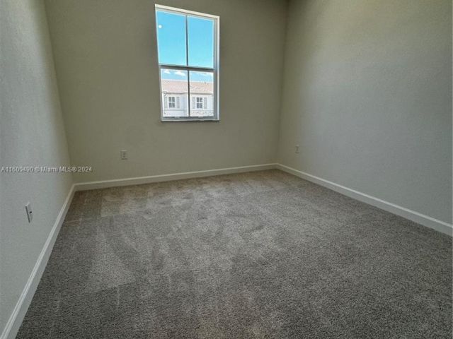 Home for rent at 2325 NW 125th street 2325 - photo 5499636