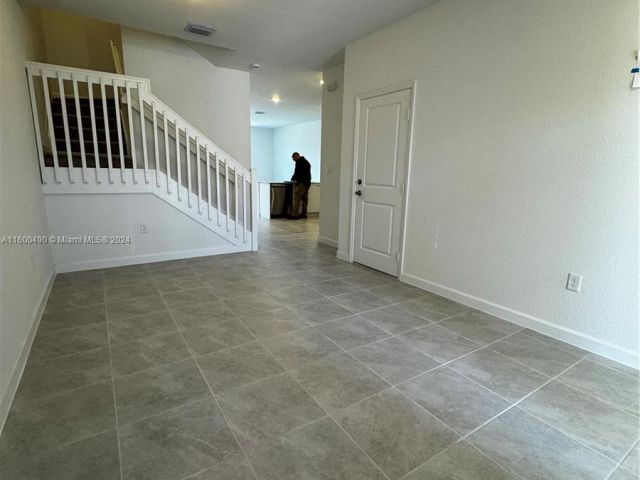 Home for rent at 2325 NW 125th street 2325 - photo 5499642