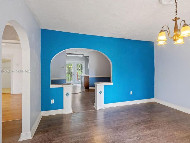 Home for rent at 2528 NW 29th St - photo 5500642