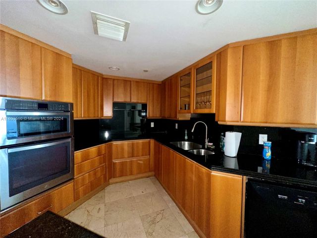 Apartment for sale  Unit # - photo 5501325