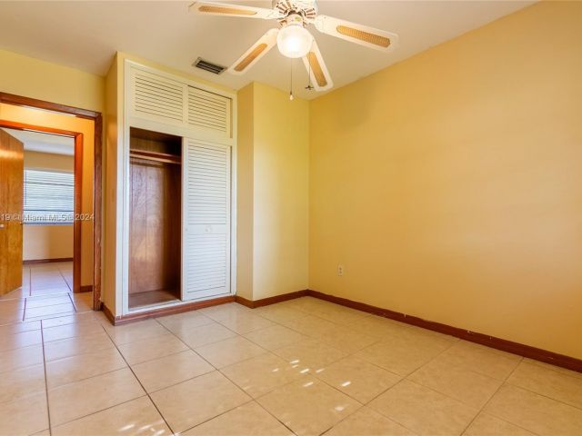 Home for rent at 16221 SW 102nd Ave - photo 5500865