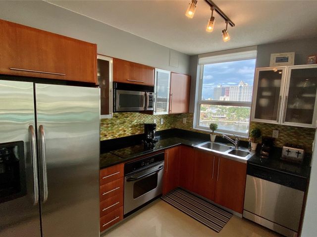 Apartment for sale  Unit #818N - photo 5500731