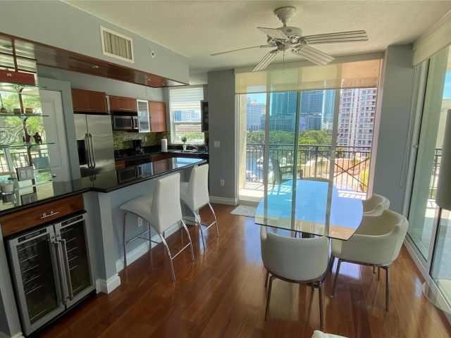 Apartment for sale  Unit #818N - photo 5500738