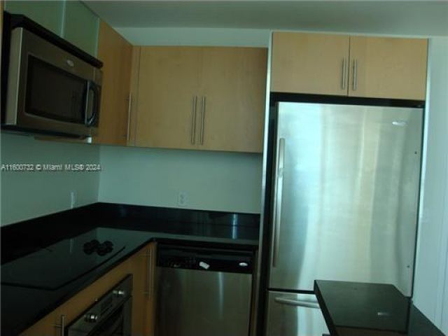 Apartment for rent  Unit #T-3511 - photo 5502916