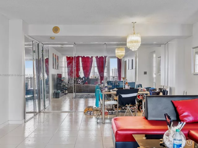 Apartment for sale  Unit #2119 - photo 5507028