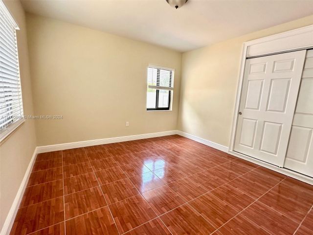 Home for rent at 775 NW 168th Dr 1 - photo 5501611